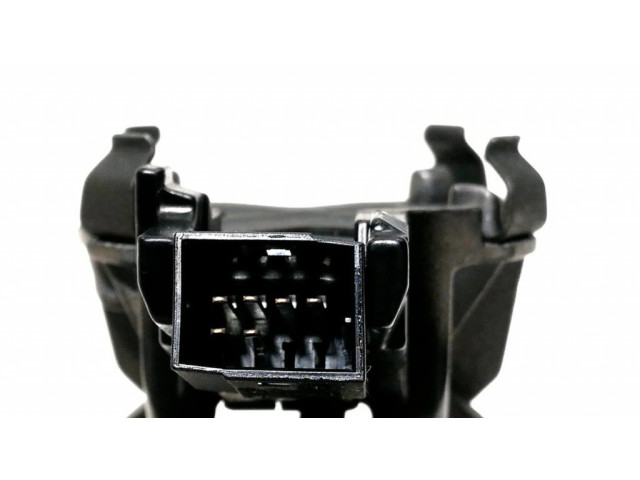 Зеркало заднего вида (в салоне)