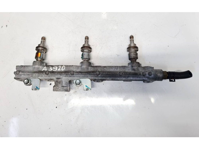 Топливная рампа Lexus IS 220D-250-350