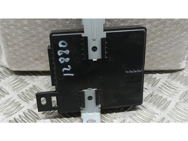 Блок управления 95400H8450, 4D68T51000 KIA Rio