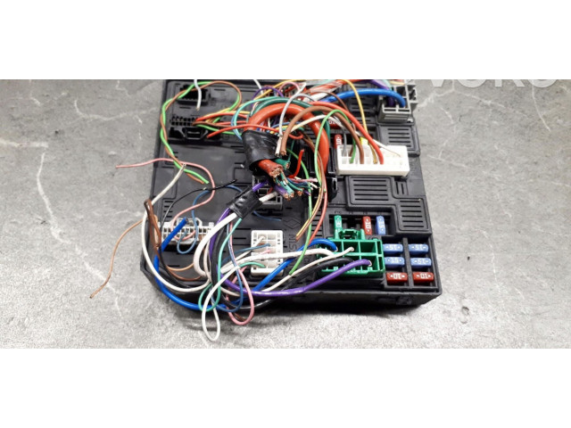 Pojistková skříňka 284B73ZL0A Nissan Pulsar 2016