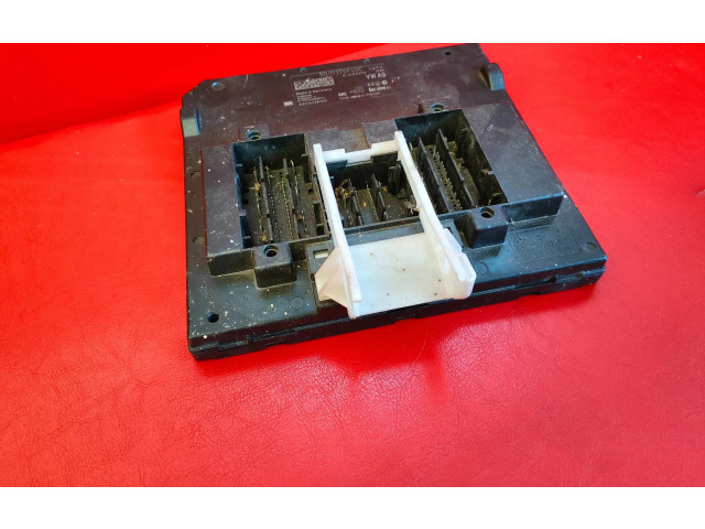 Блок комфорта 5Q0937084DC Skoda Octavia Mk3 (5E)