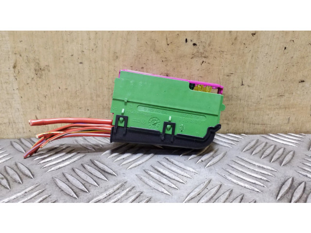 Блок предохранителей 8K0941824G Audi A6 C7