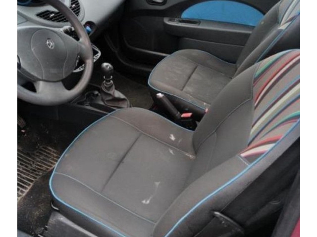 Панель приборов 8201462024 Renault Twingo II