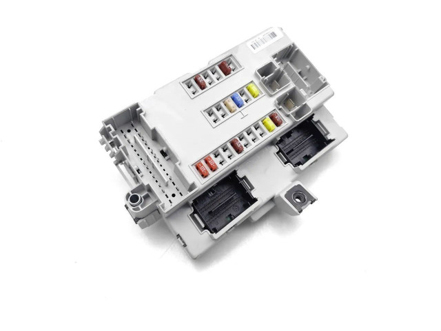 Блок предохранителей 68233380AC, 503441271211 Jeep Cherokee