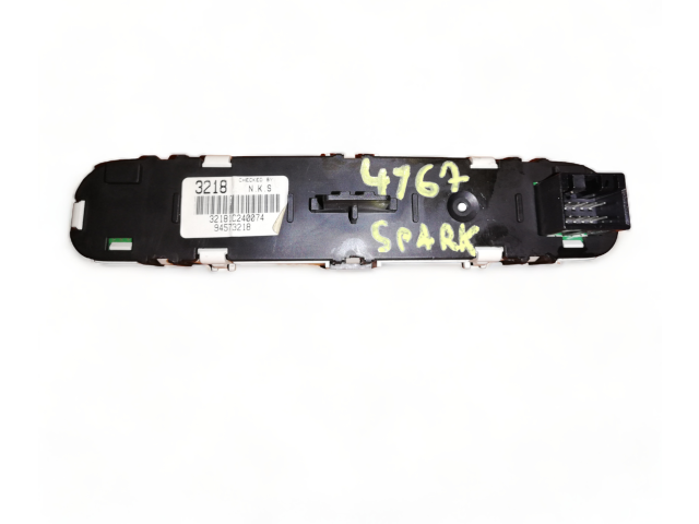 Дисплей 94573218, 94573218 Chevrolet Spark