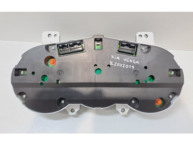 Панель приборов KIA Venga