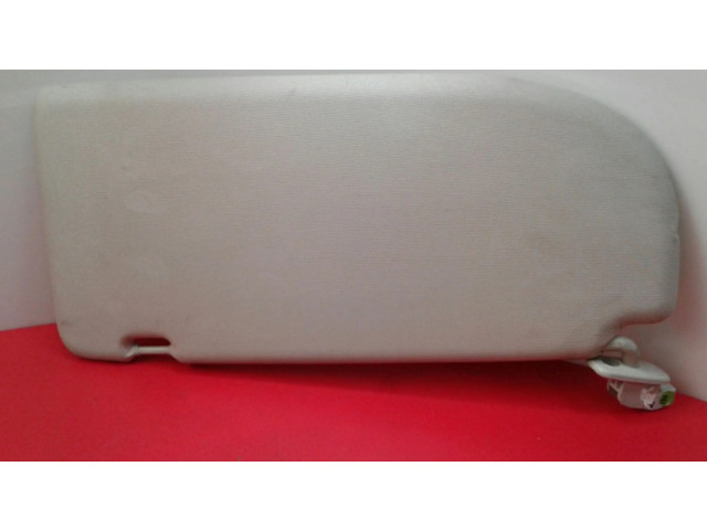 Держатель щитка от солнца