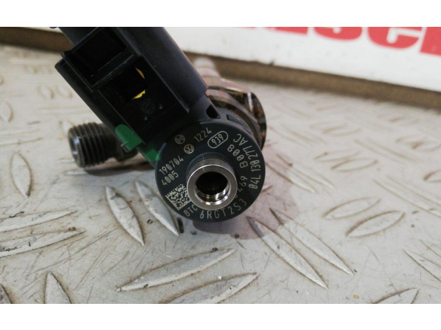 Форсунка SLV04L130277AC Audi A3 S3 A3 Sportback 8P