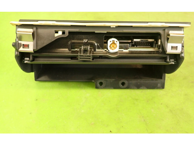 Дисплей    8X0857273B   Audi A1