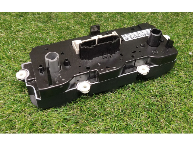 Блок управления климат-контролем 1K0820047JM, 5HB00935285 Volkswagen Jetta V