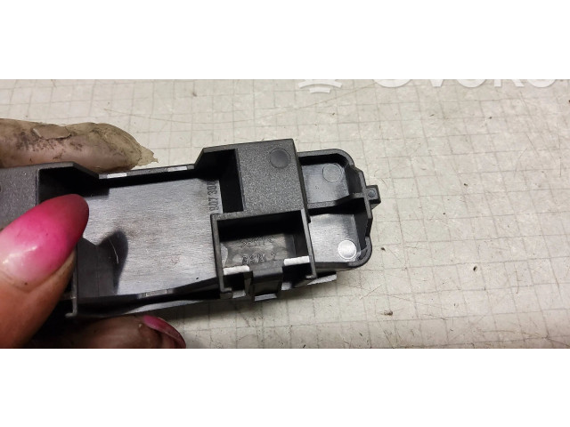 Pojistková skříňka 7H0907300A Volkswagen Transporter - Caravelle T5 2008