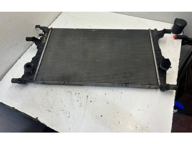 Радиатор охлаждающей жидкости 214100002R   Renault  Scenic III -  Grand scenic III  2009 - 2016 года