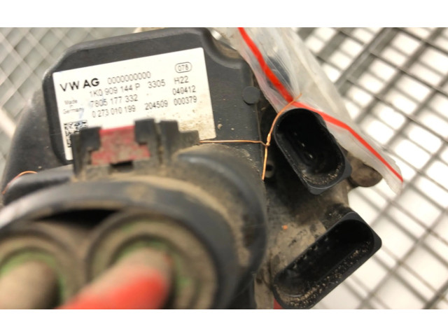 Насос усилителя руля 1K0909144P Skoda Octavia Mk2 (1Z)