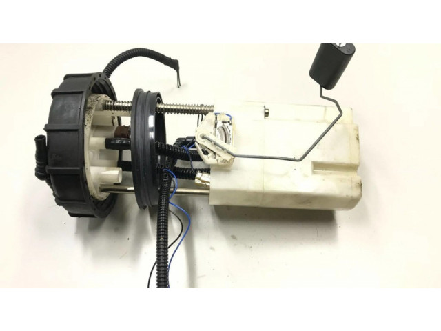 Насос топлива (в топливном баке)