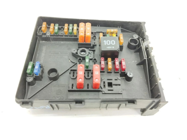   Pojistková skříňka 1K0937125A, 1K0937125A   Volkswagen Tiguan 2008