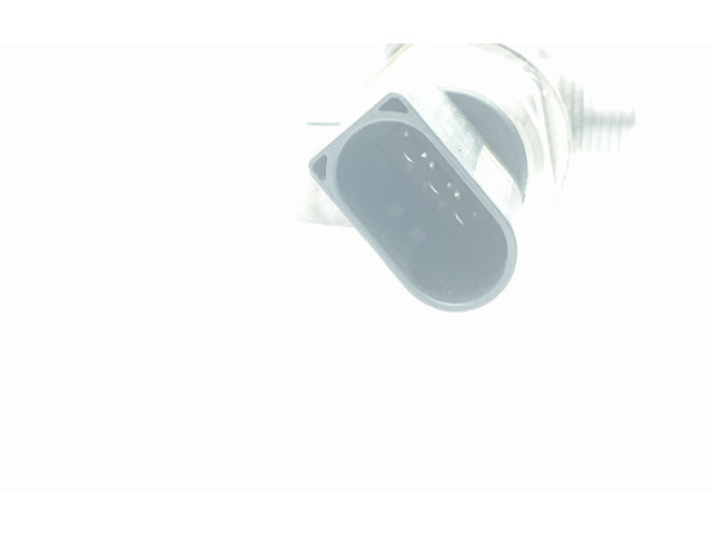 Топливная рампа 04L130089G, 04L130089G Audi Q3 8U