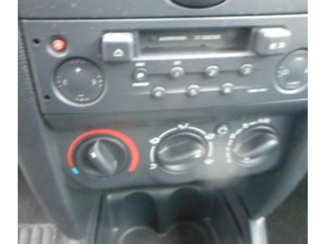 Вентилятор печки    7701050899   Renault Clio II