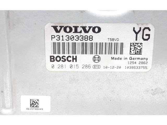 Блок управления двигателя 31303388, P31303388   Volvo V70
