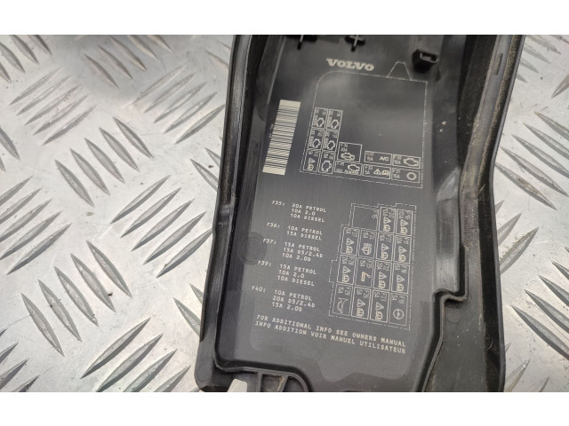 Блок предохранителей    Volvo XC70    