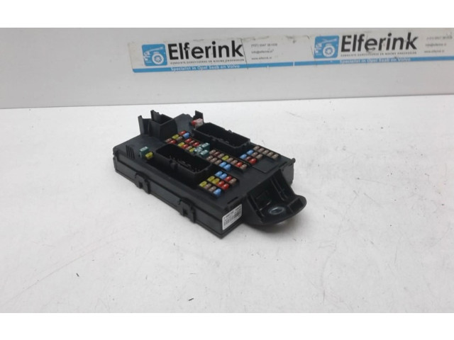 Блок предохранителей 31682732, 31682732 Volvo XC90