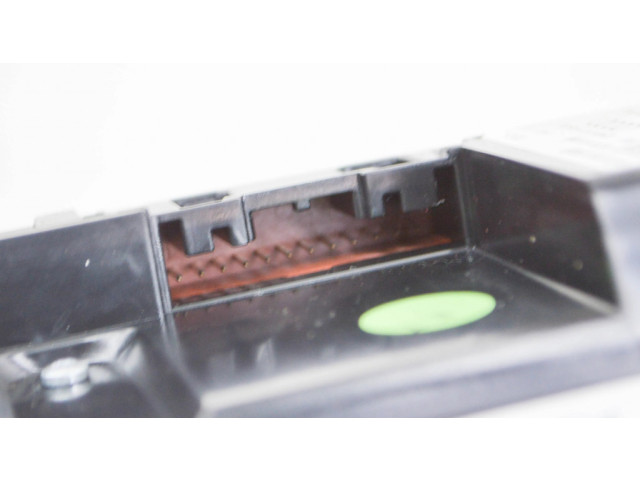 Включатель регулировки салона