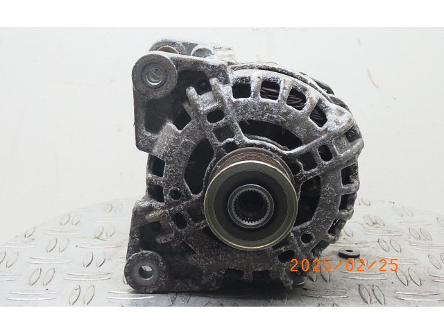 Генератор 231003071R Dacia Sandero