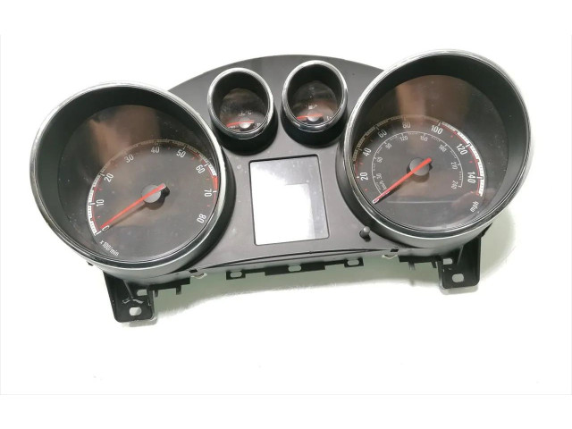 Панель приборов 13349519   Opel Meriva B       