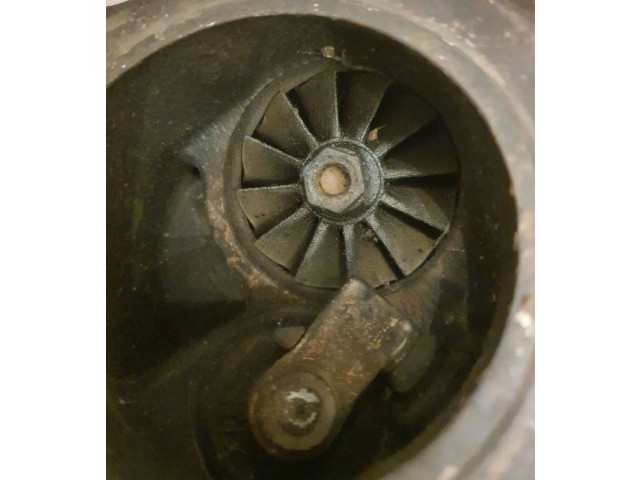 Турбина Volvo V70 30757114, 53249707401 для двигателя d5244t