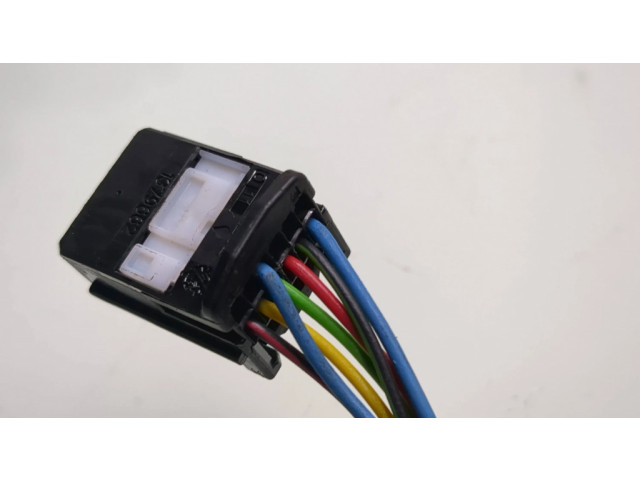 Зеркало электрическое правое Dacia Logan III 2020- года