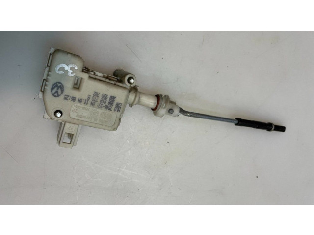 Электрический замок крышки