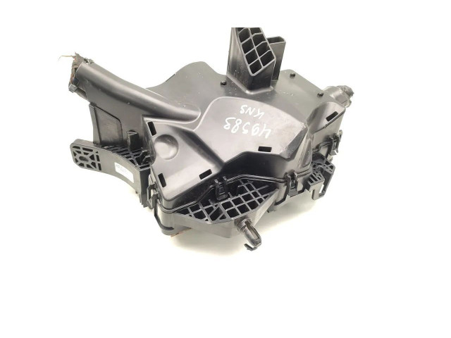 Блок предохранителей 91205-A0670   KIA Niro    