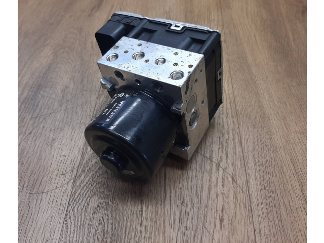 Jednotka ABS 7P0614517R Volkswagen Touareg II 2015