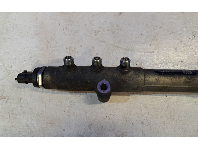 Топливная рампа 0445215023, 30757146   Volvo XC90   для двигателя D 5244 T4