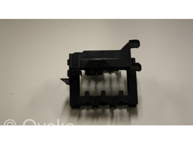 Другая деталь салона