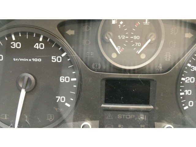 Přístrojová deska Citroen Berlingo 2011 9665983880