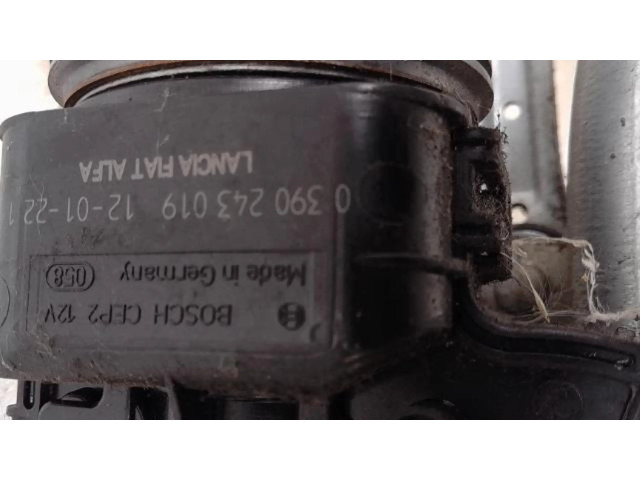 Моторчик дворников 50509396 Alfa Romeo Giulietta