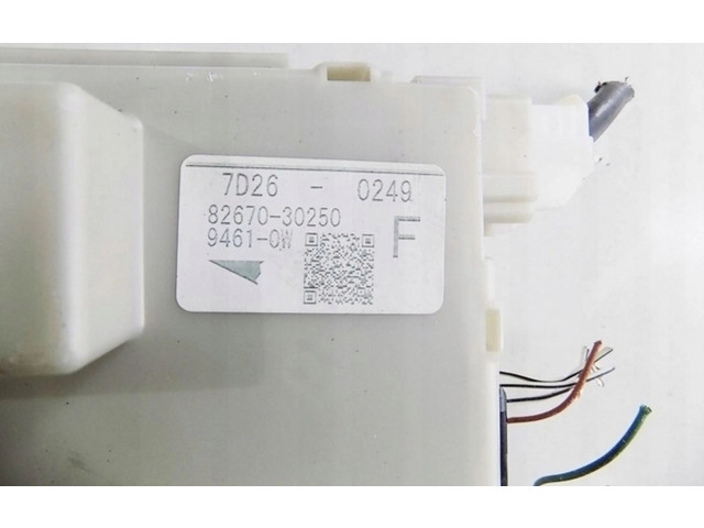 Pojistková skříňka 8267030250 Lexus GS 300 350 430 450H 2007