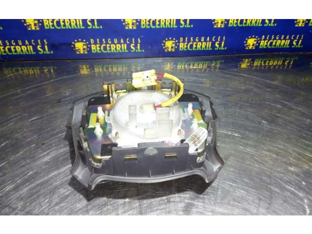 Подушка безопасности водителя GE4T6021XEFKZ Mazda 626