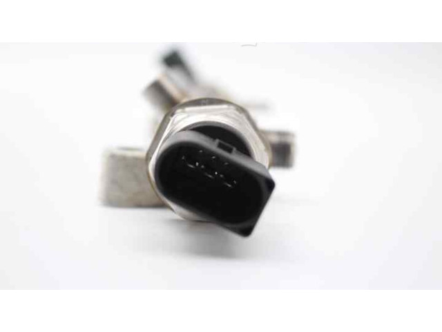 Магистральная трубка топлива    04L089D   Skoda Octavia Mk3 (5E)