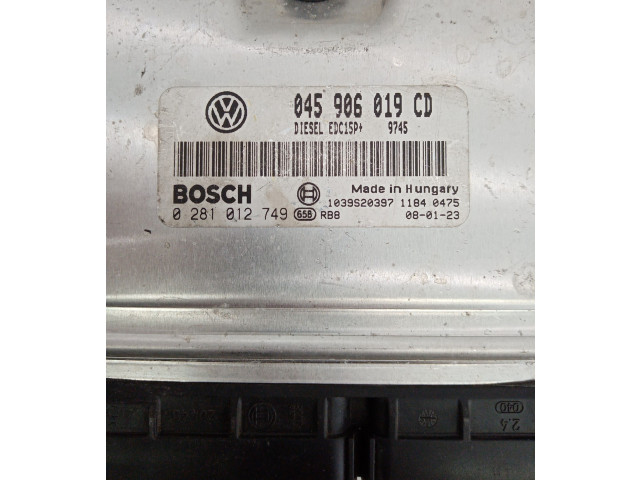 Блок управления двигателя 045906019CD, 0281012749   Skoda Fabia Mk1 (6Y)