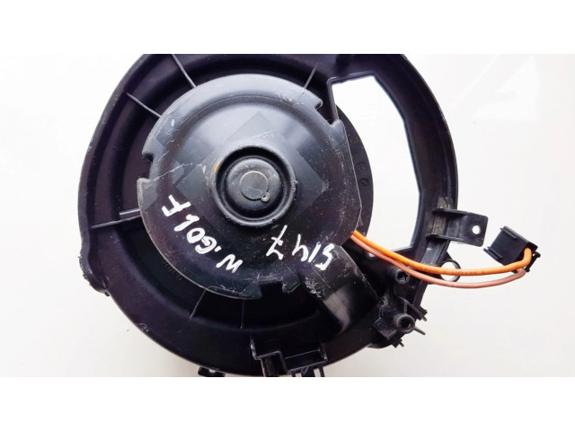 Вентилятор печки 5Q2819021B, T1018595P Volkswagen Golf VII