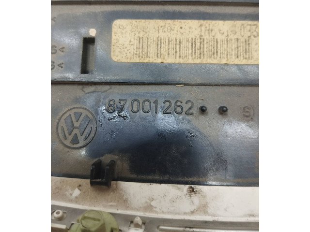 Панель приборов 87001262 Volkswagen Golf III