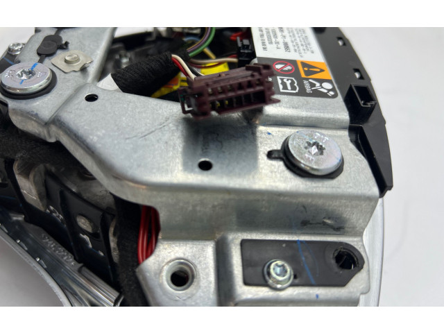 Подушка безопасности водителя 0589P1000552, 23120219 Tesla Model S