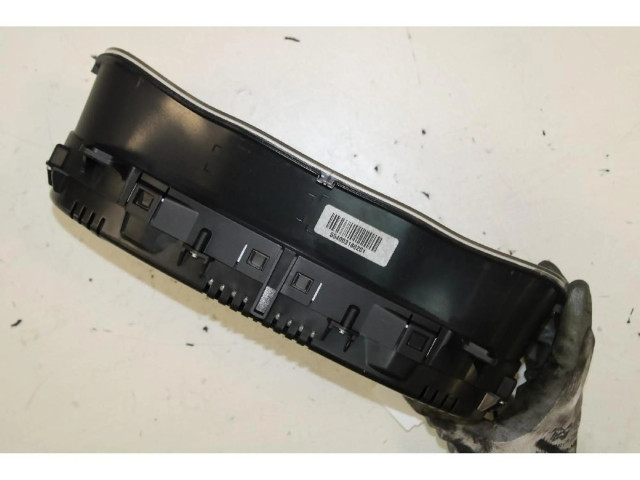 Панель приборов    Jeep Renegade       