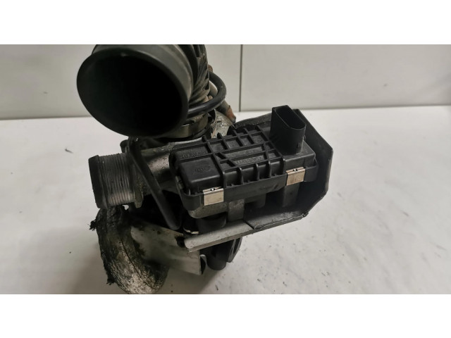 Turbodmychadlo Турбина 057145701T   Audi A8 S8 D3 4E 4.0  