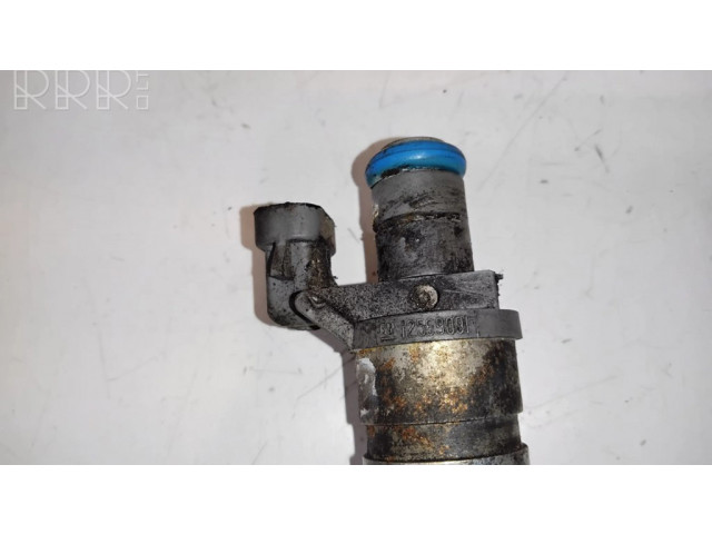 Vstřikovač 12569091 Opel Zafira A pro benzínový motor 2.2 0073