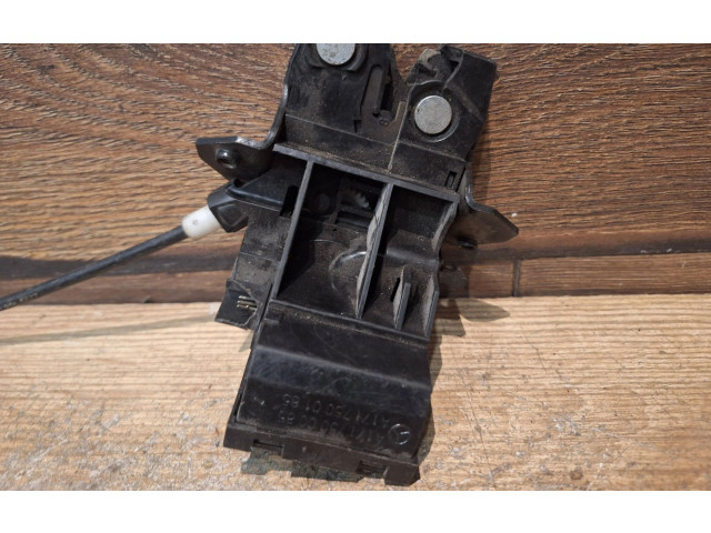 Zámek zadních dveří Mercedes-Benz C W203 2004