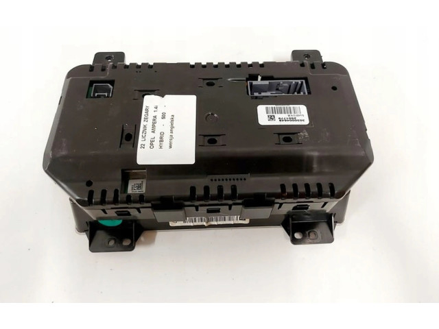 Přístrojová deska Opel Ampera