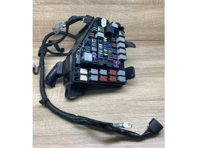 Pojistková skříňka MB703300B, RB105200B Subaru Outback (BS) 2015