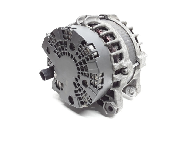 Генератор 30659580 Volvo V60